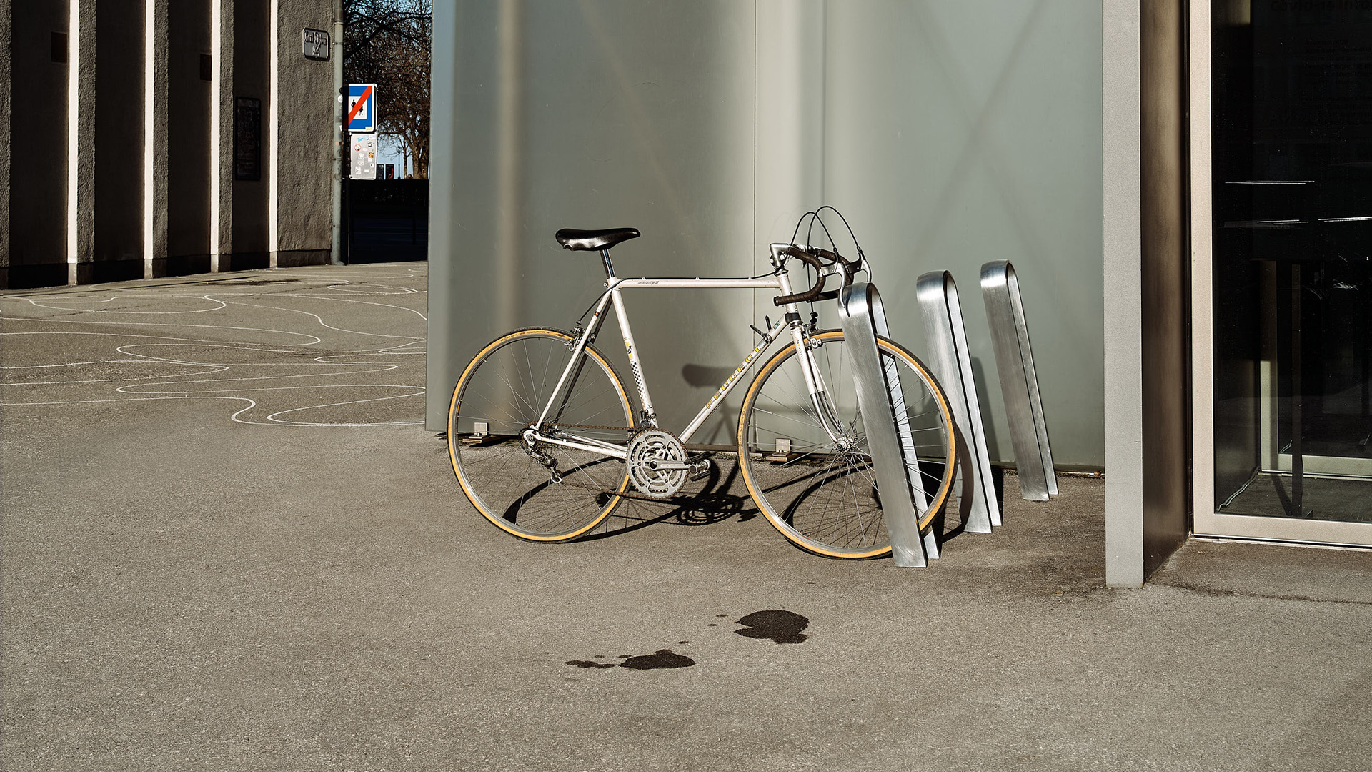 stromport.slash mit Bürste