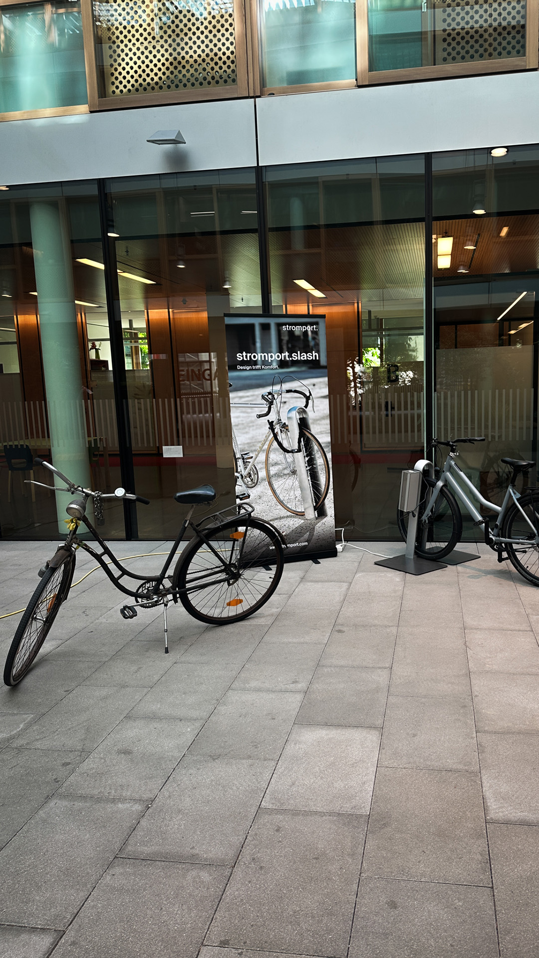 stromport slash bei der Fachveranstaltung für Fahrräder in Innsbruck