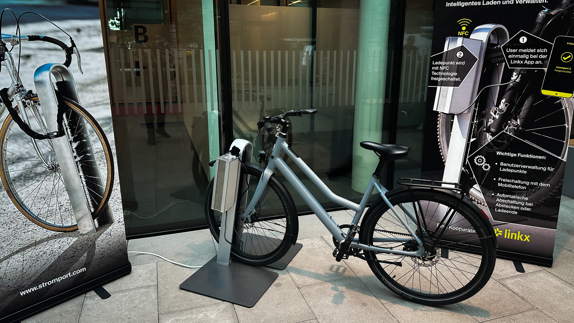 Fahrrad laden im öffentlichen Raum mit linkx pay