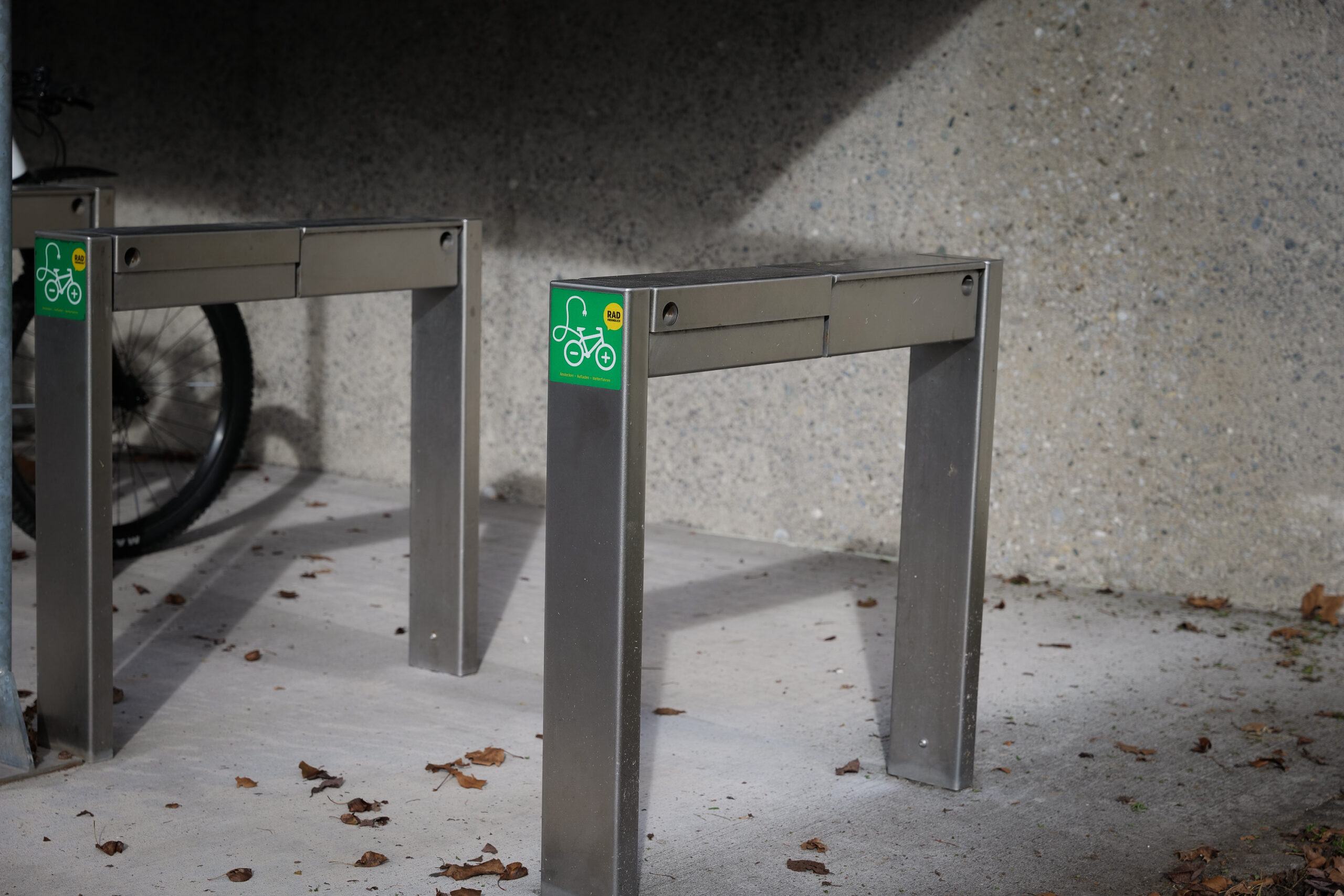 Krankenhaus Feldkirch stromport.b1 E-Bike Abstellplatz und E-Bike laden