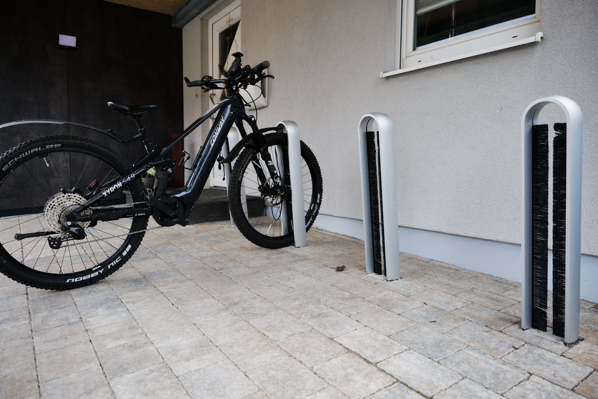 stromport.slash. Fahrradständer. Privathaus in Dornbirn.