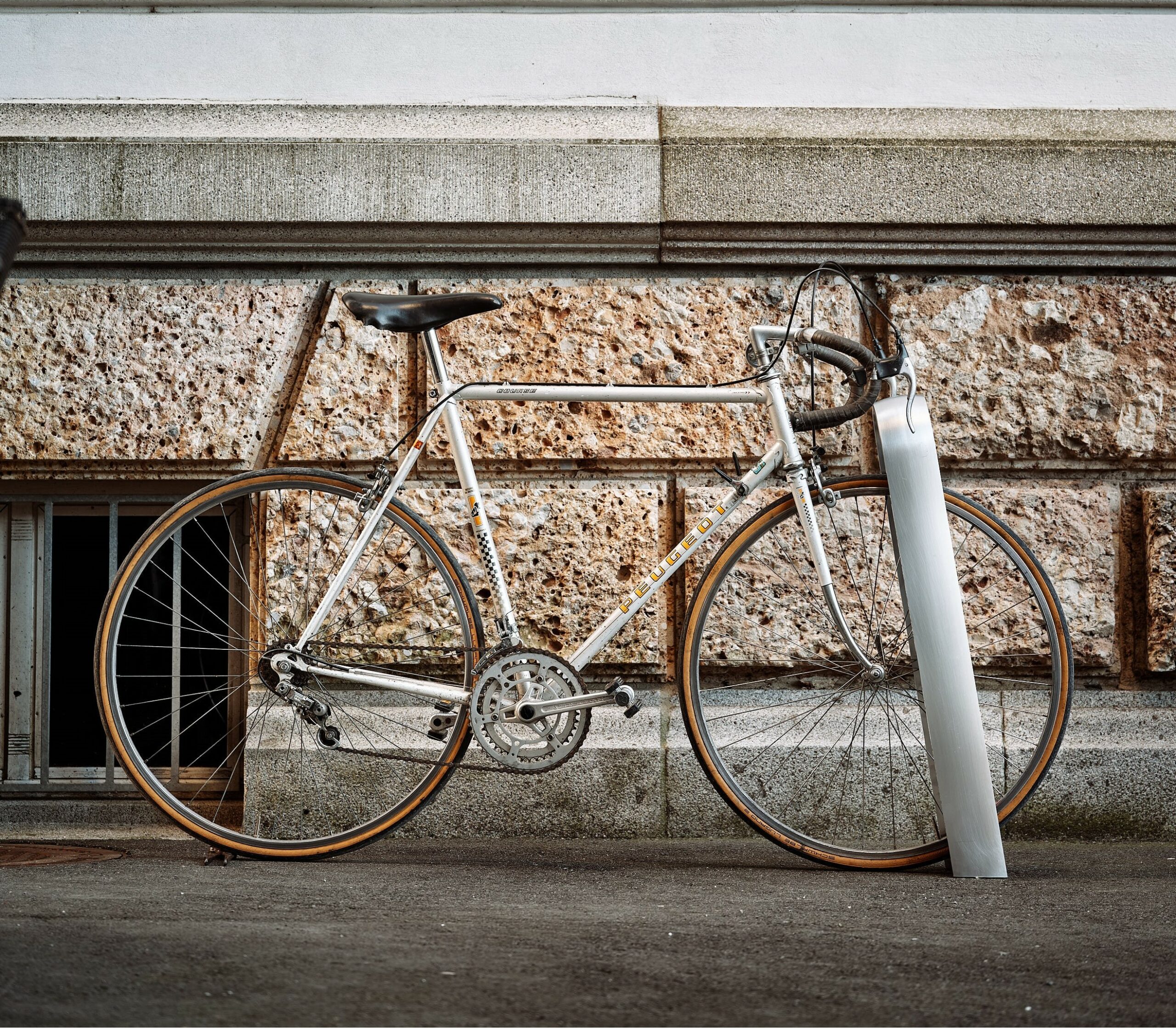 stromport.slash Fahrradabstellplatz